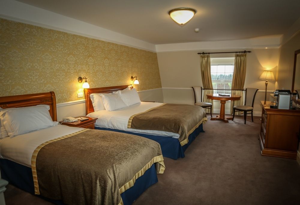 Celbridge Manor Hotel Екстер'єр фото